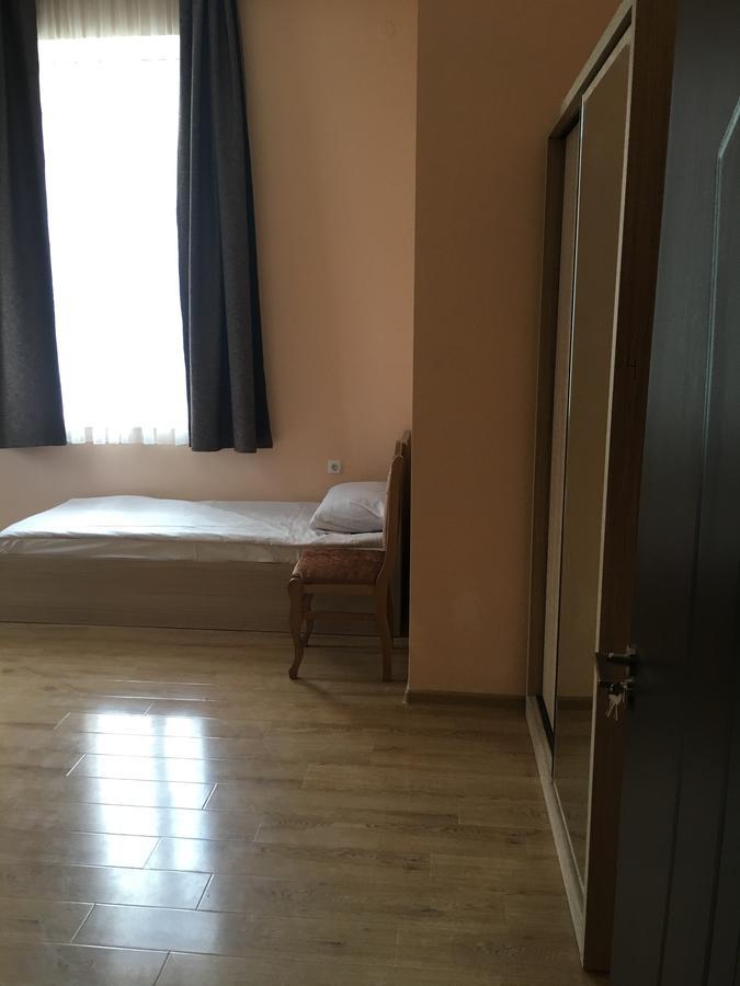 Kmg Hotel Khashuri 외부 사진