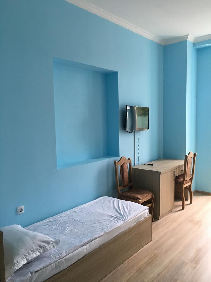 Kmg Hotel Khashuri 외부 사진