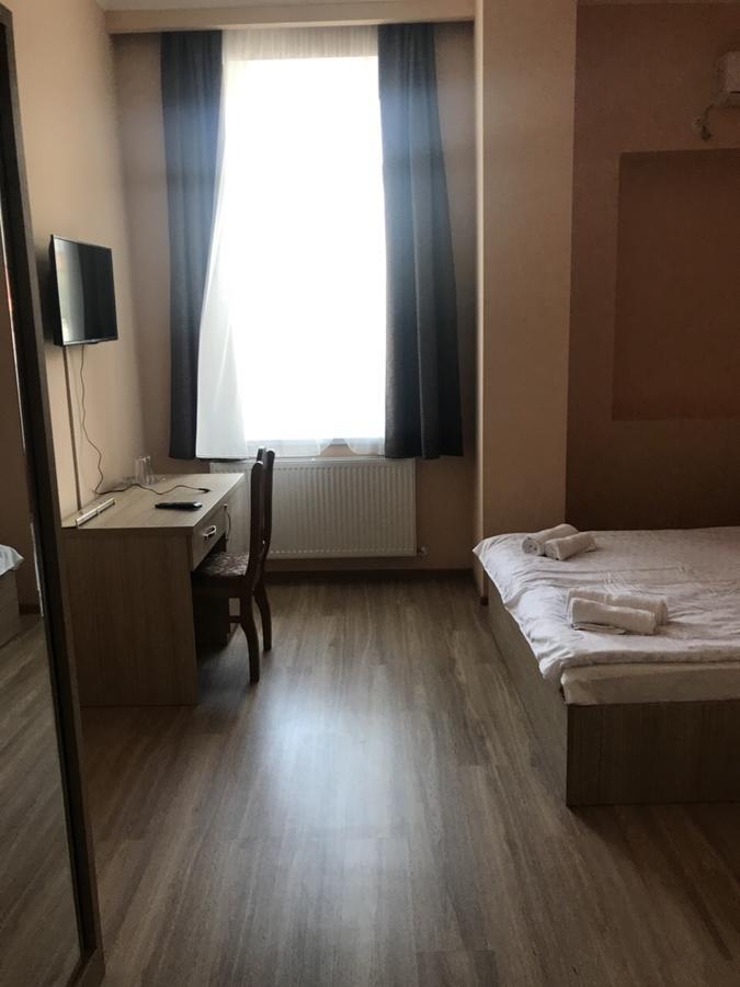 Kmg Hotel Khashuri 외부 사진